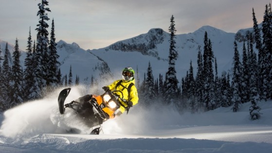 Snowmobiling in April ~ Photo: Alain Sleigher